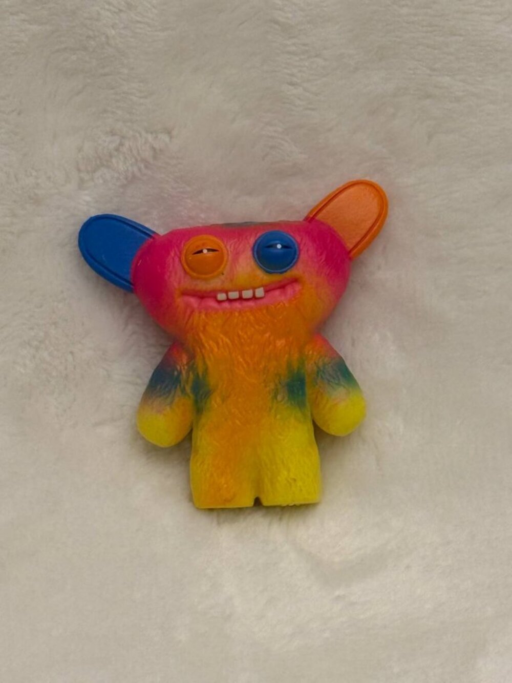 Small Fuggler Rabid Rabbit 2-Pack 2.5" Mini Figures Rainbow and Purple Rabbid - Picture 3 of 6